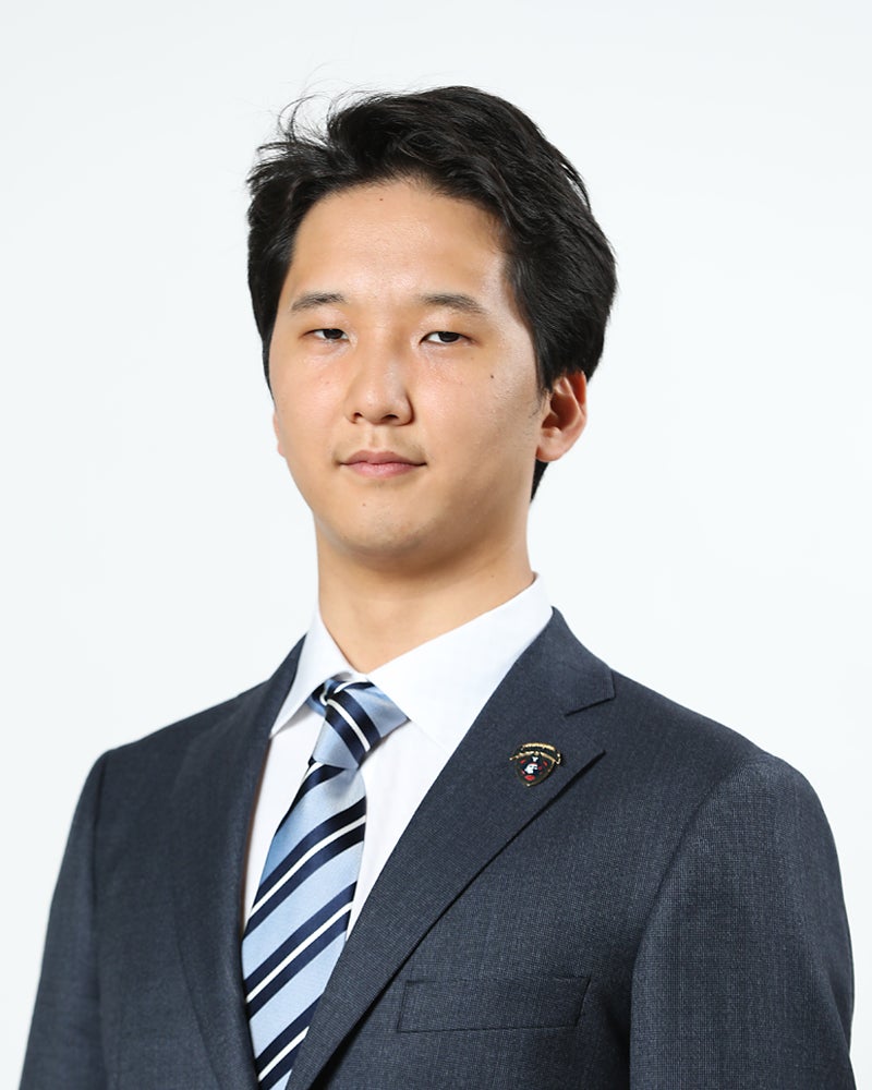 1000_800_staff_atsumi.jpg